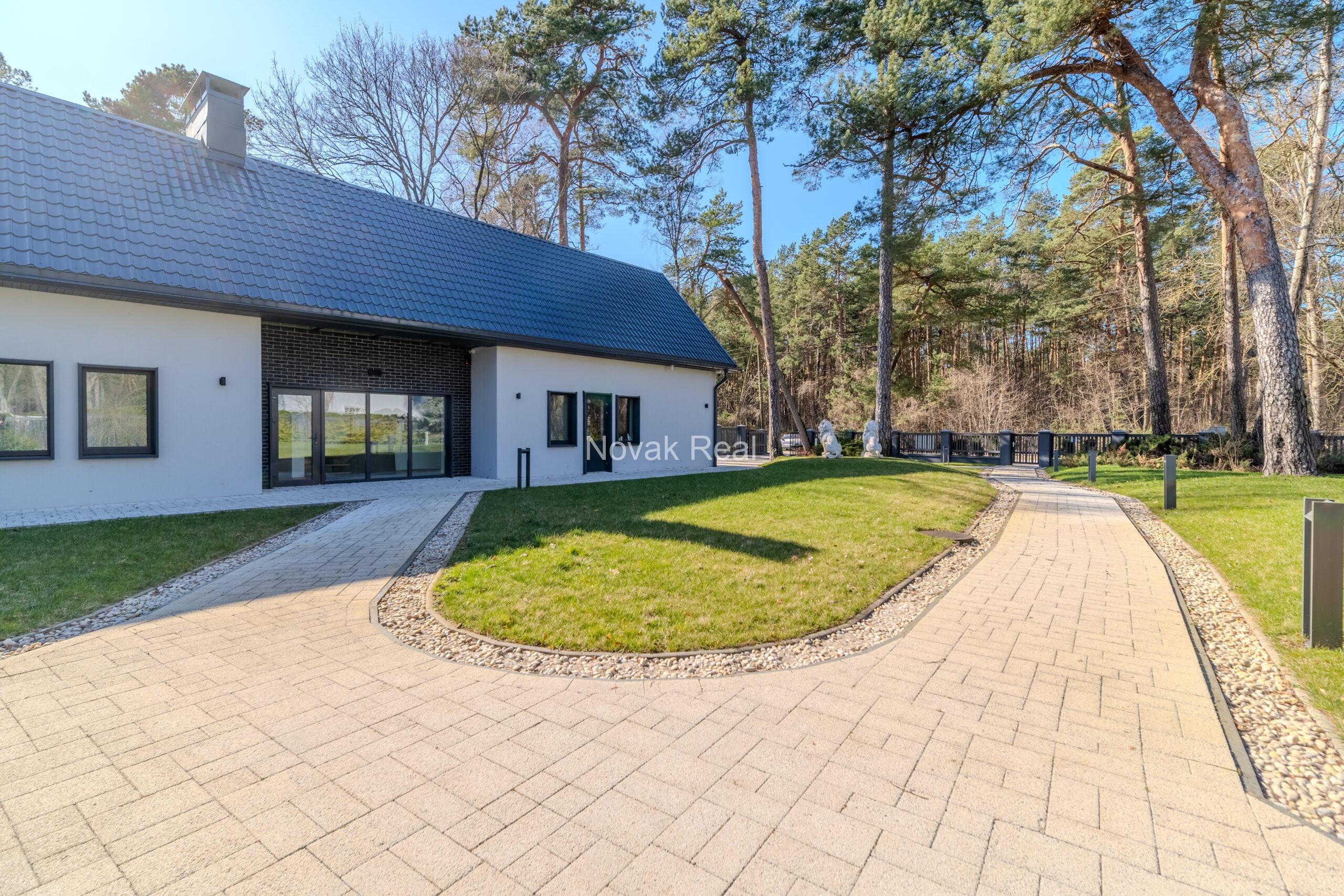 Продается уникальная вилла в Юрмале, Лиелупе