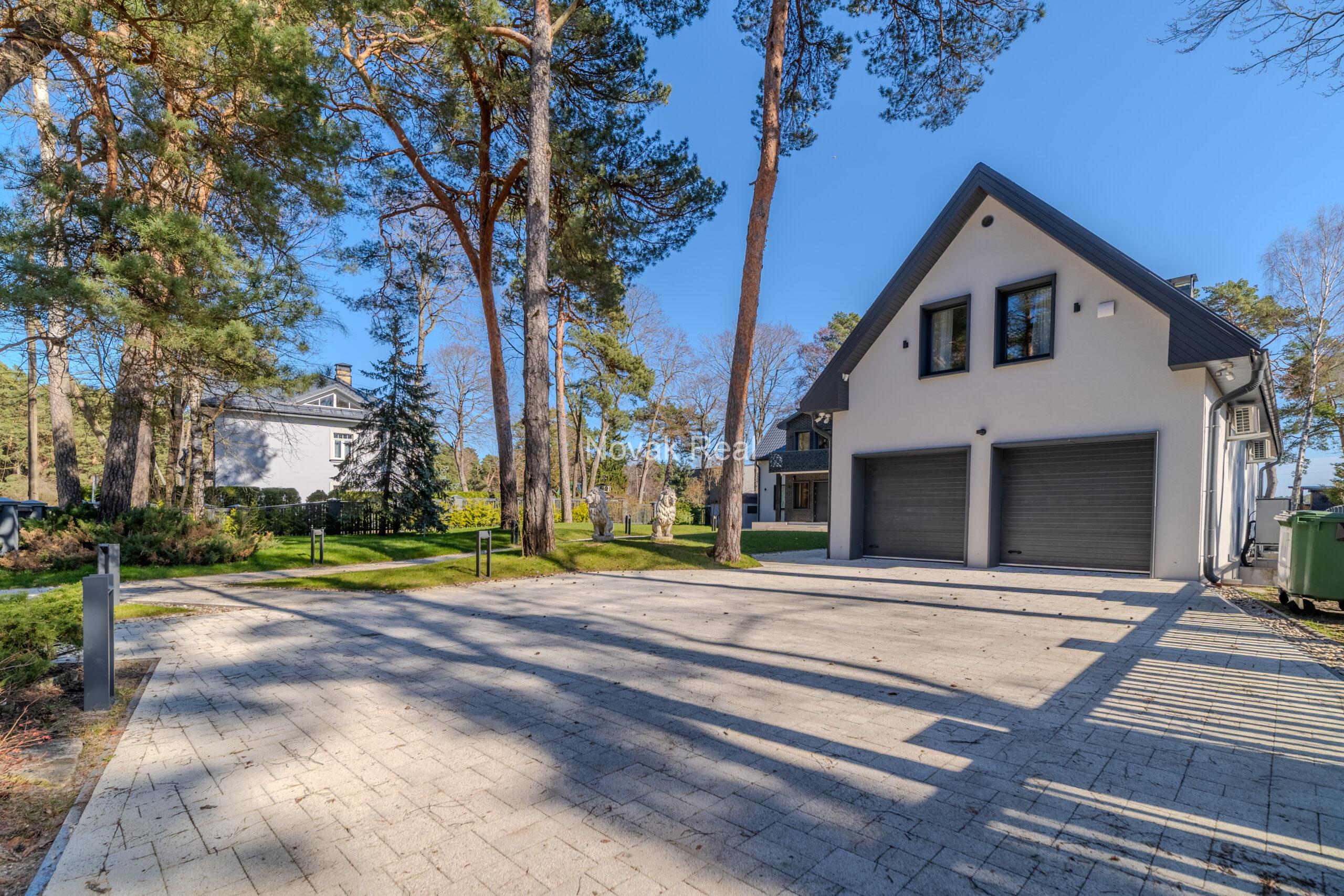 Продается уникальная вилла в Юрмале, Лиелупе