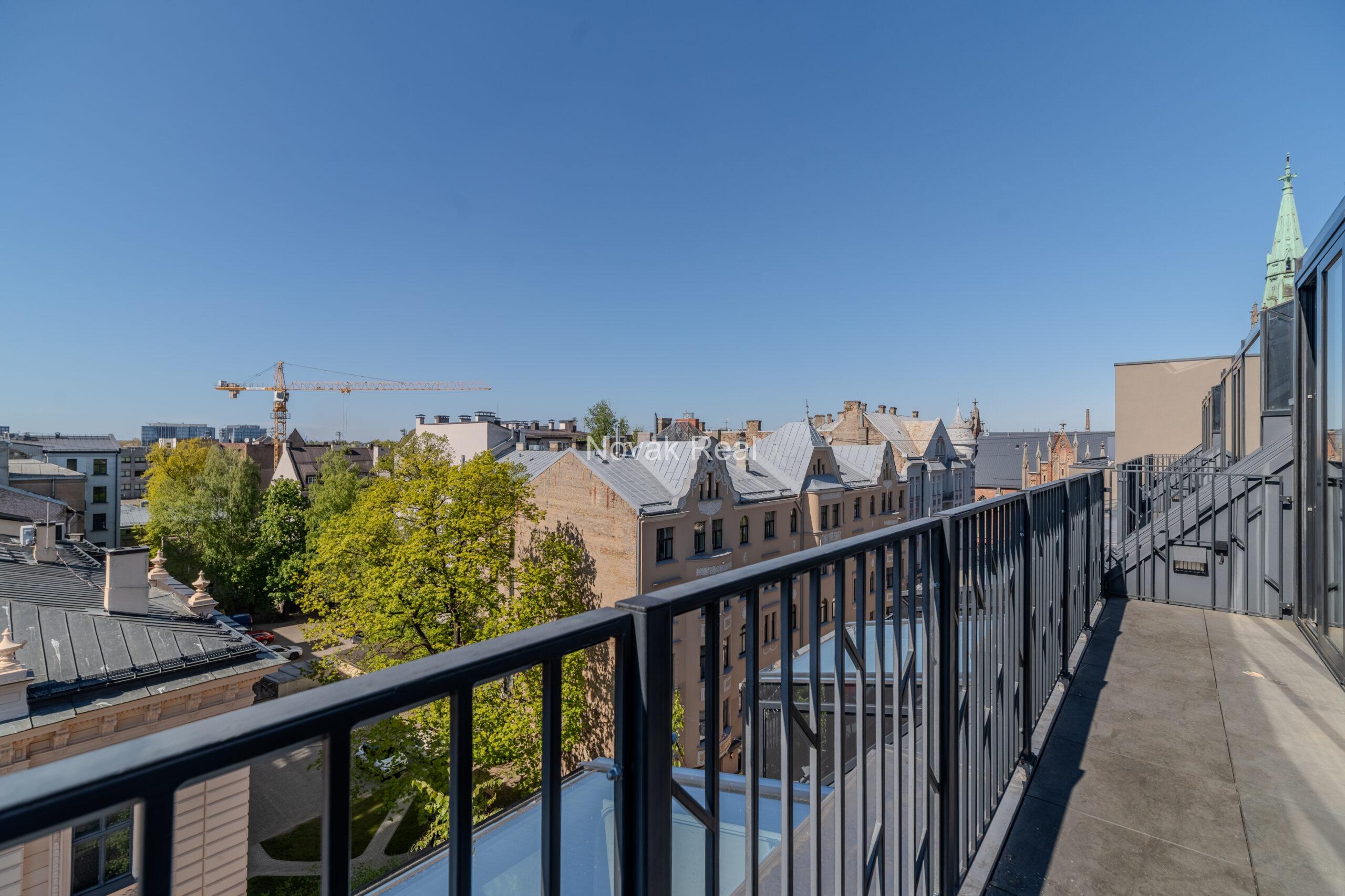 A bright and spacious four-bedroom apartment is offered for sale in the prestigious new development Club Central Residence II