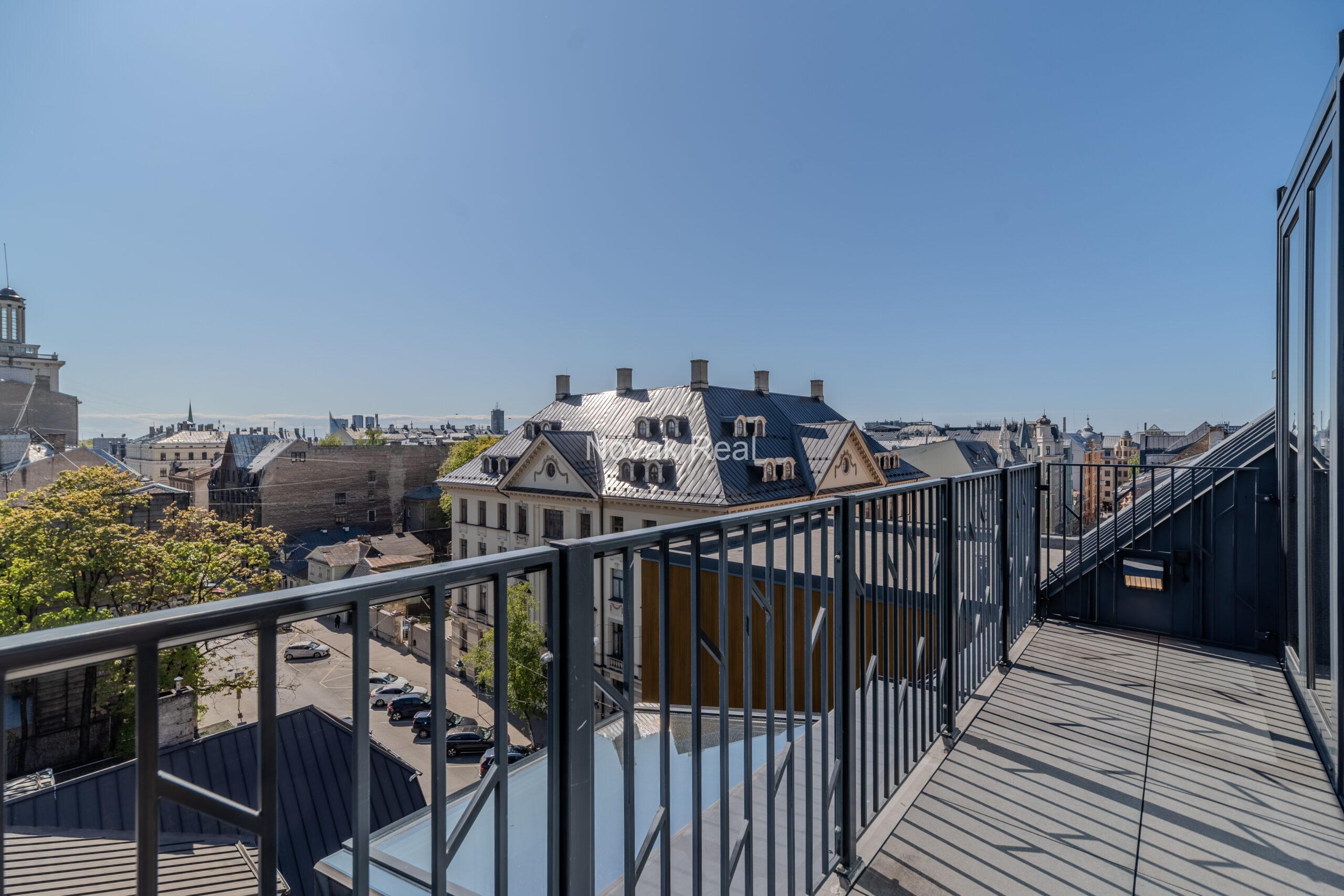 A bright and spacious four-bedroom apartment is offered for sale in the prestigious new development Club Central Residence II