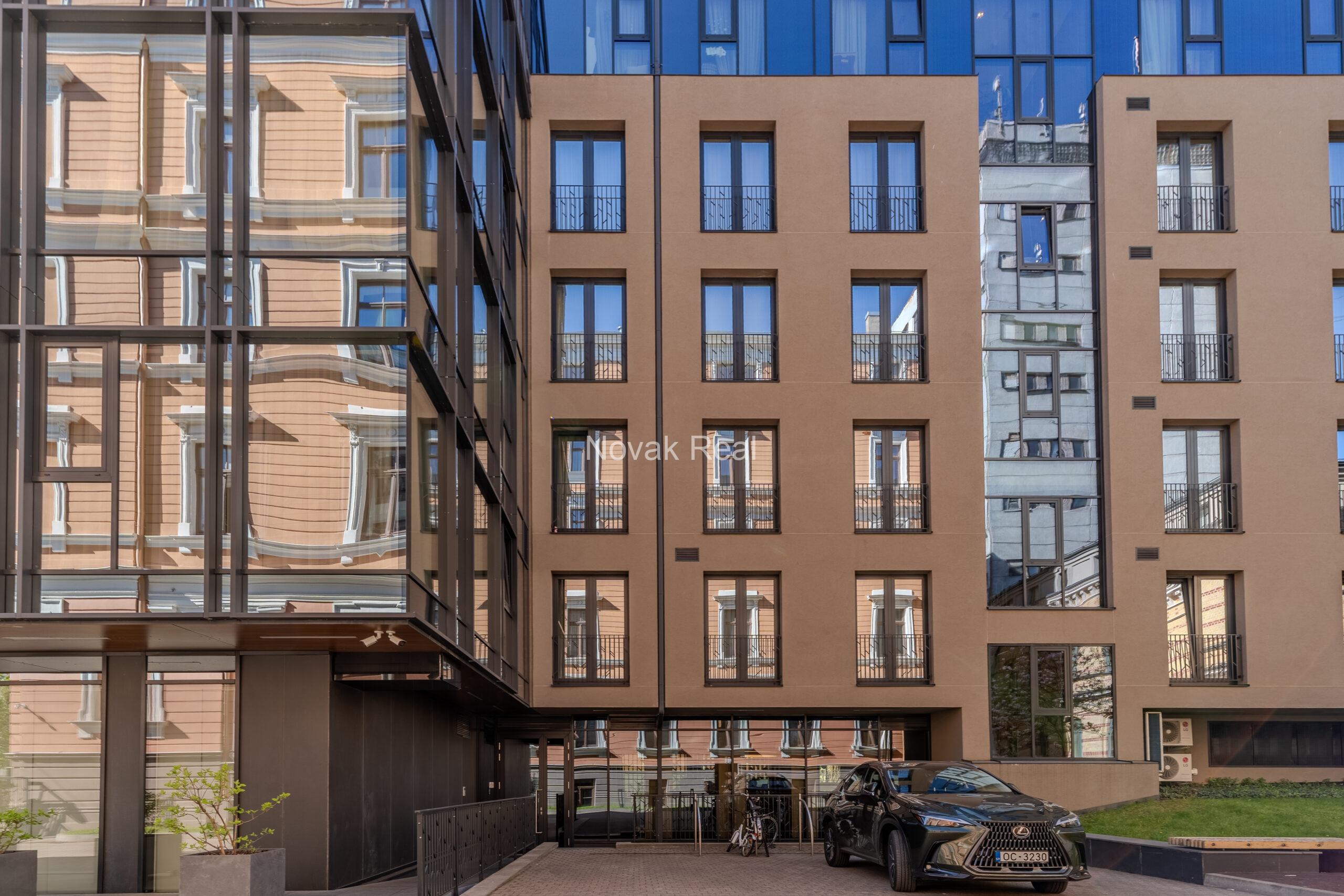 A bright and spacious four-bedroom apartment is offered for sale in the prestigious new development Club Central Residence II