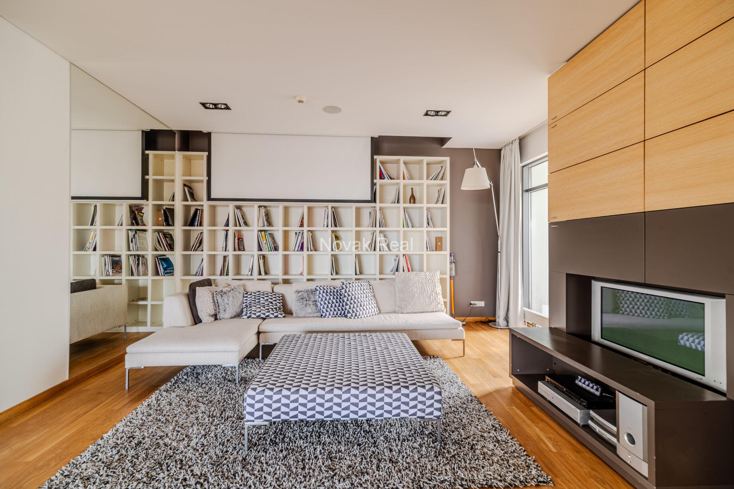 3-room apartment in CARLO building, designed by Meinhard von Gerkan