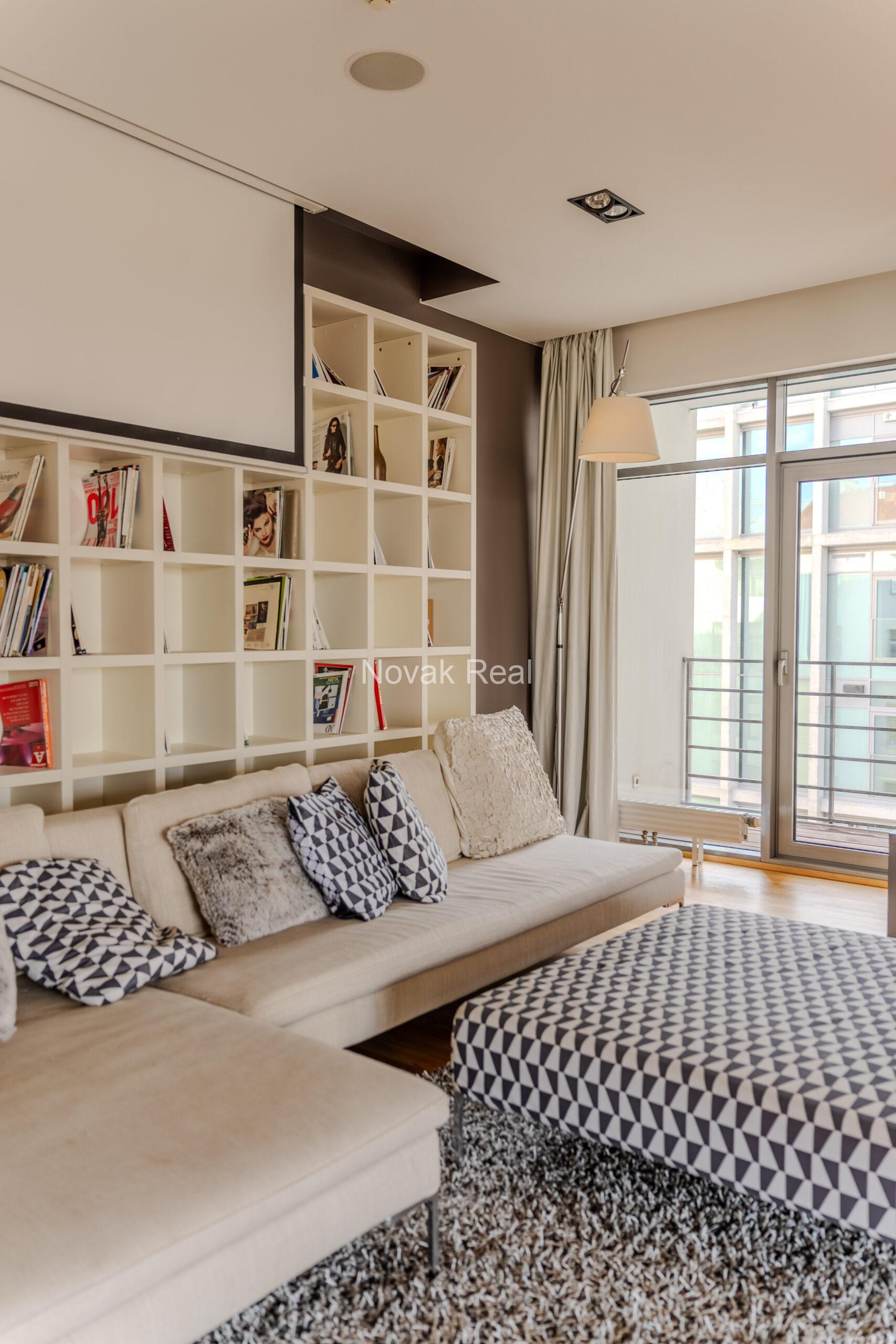 3-room apartment in CARLO building, designed by Meinhard von Gerkan