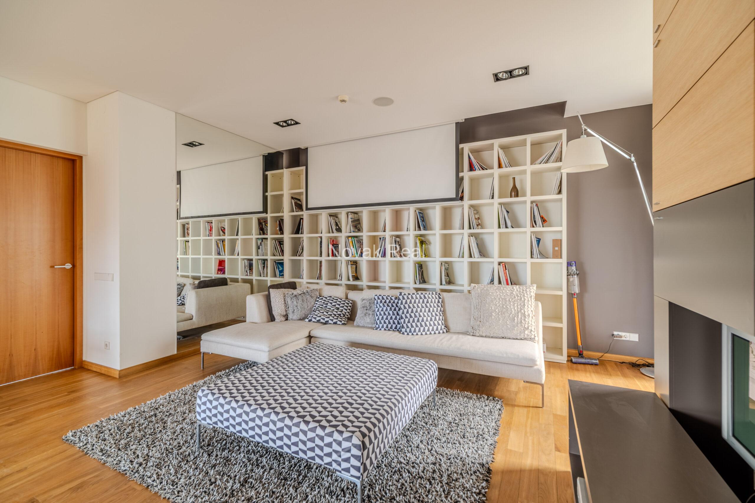 3-room apartment in CARLO building, designed by Meinhard von Gerkan