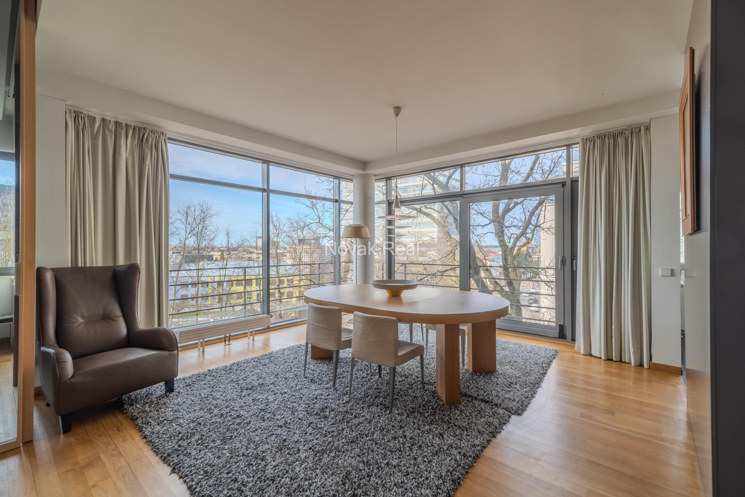 3-room apartment in CARLO building, designed by Meinhard von Gerkan