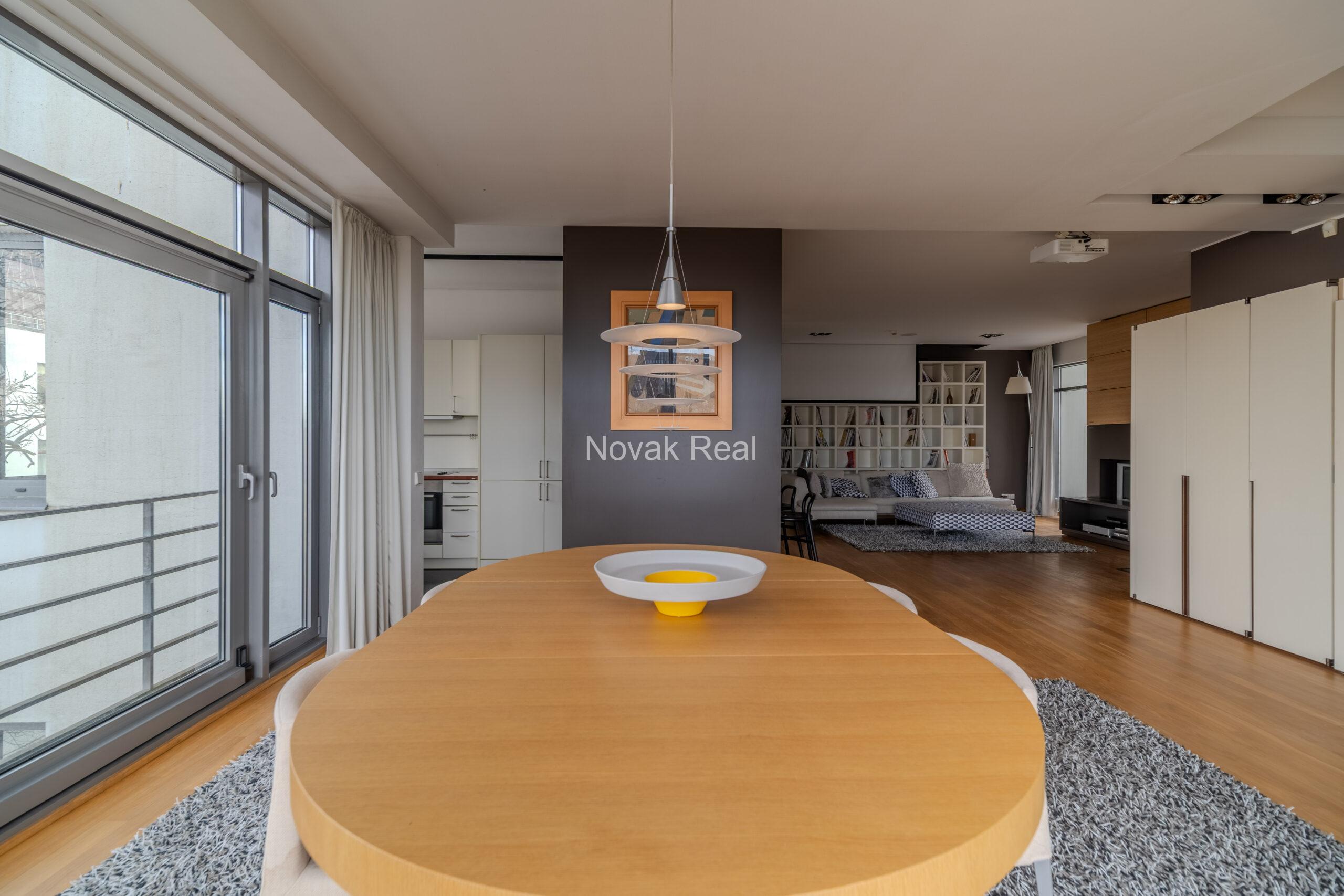 3-room apartment in CARLO building, designed by Meinhard von Gerkan