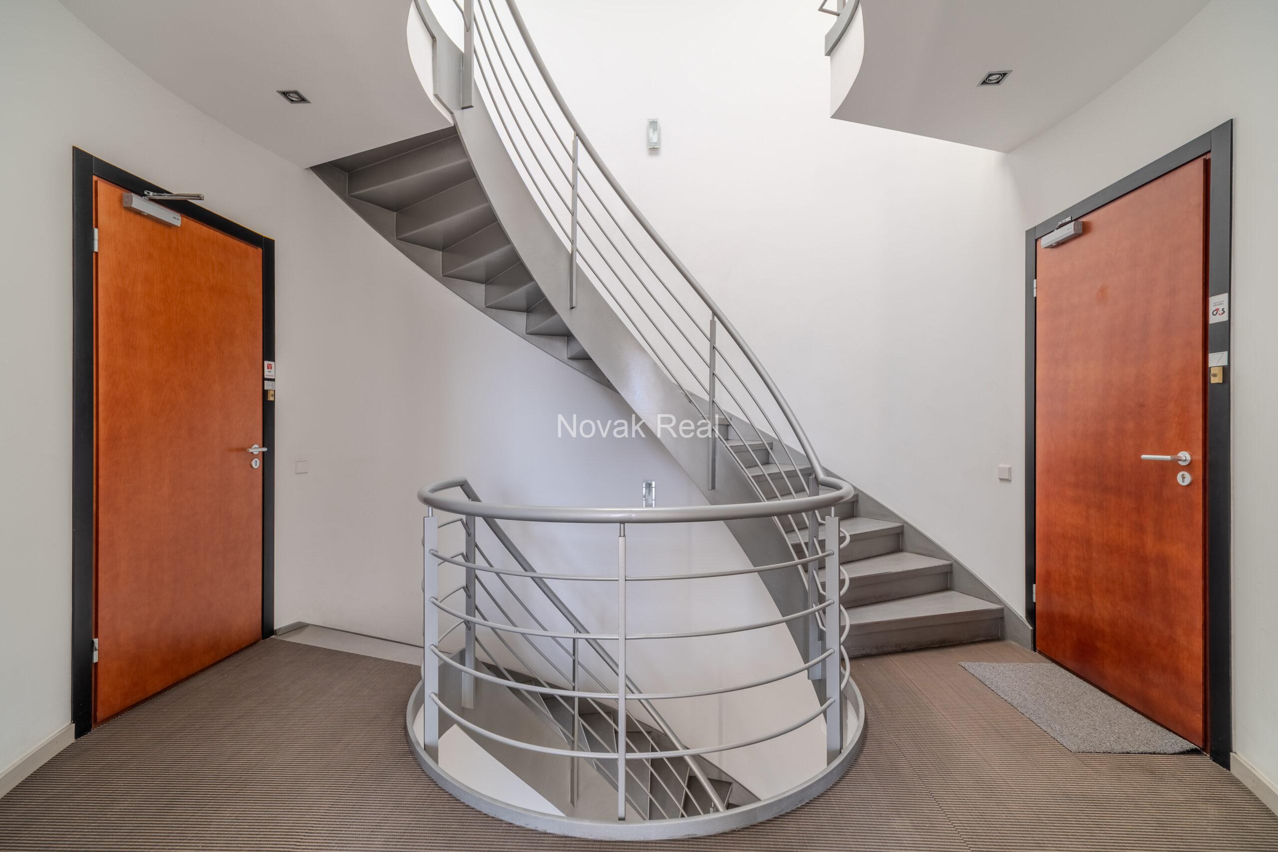3-room apartment in CARLO building, designed by Meinhard von Gerkan