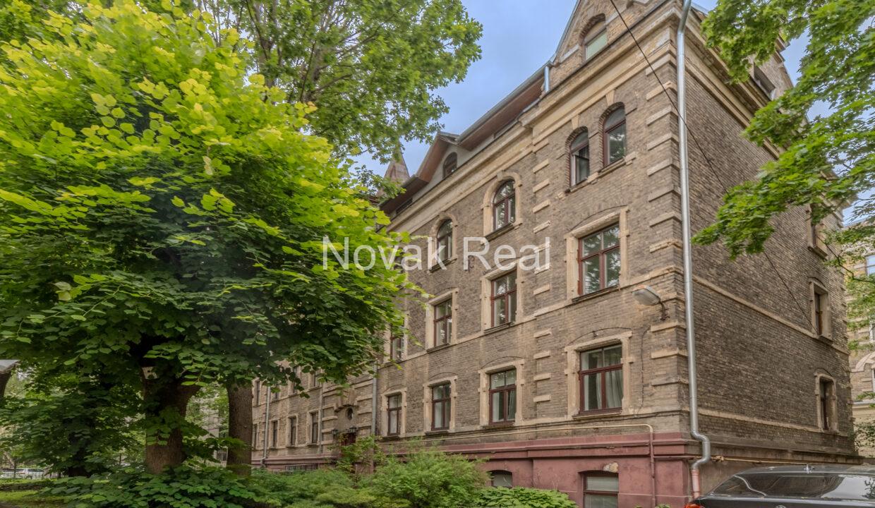 Elizabetes 27-1-3