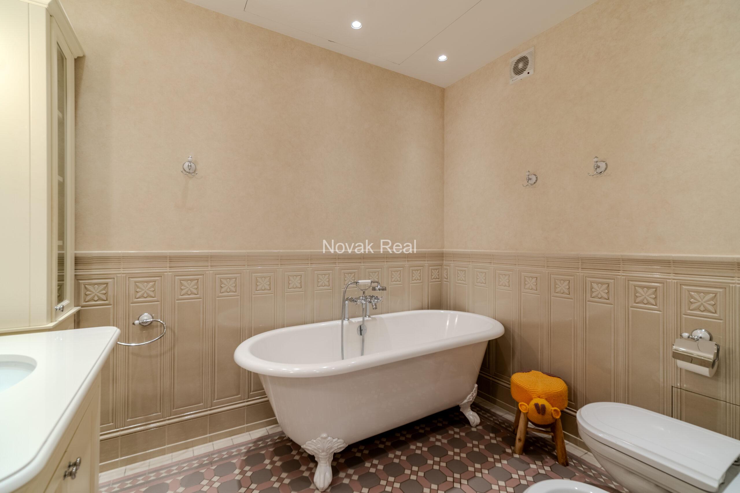 Luxury Residence in the Heart of Riga’s Quiet Centre
