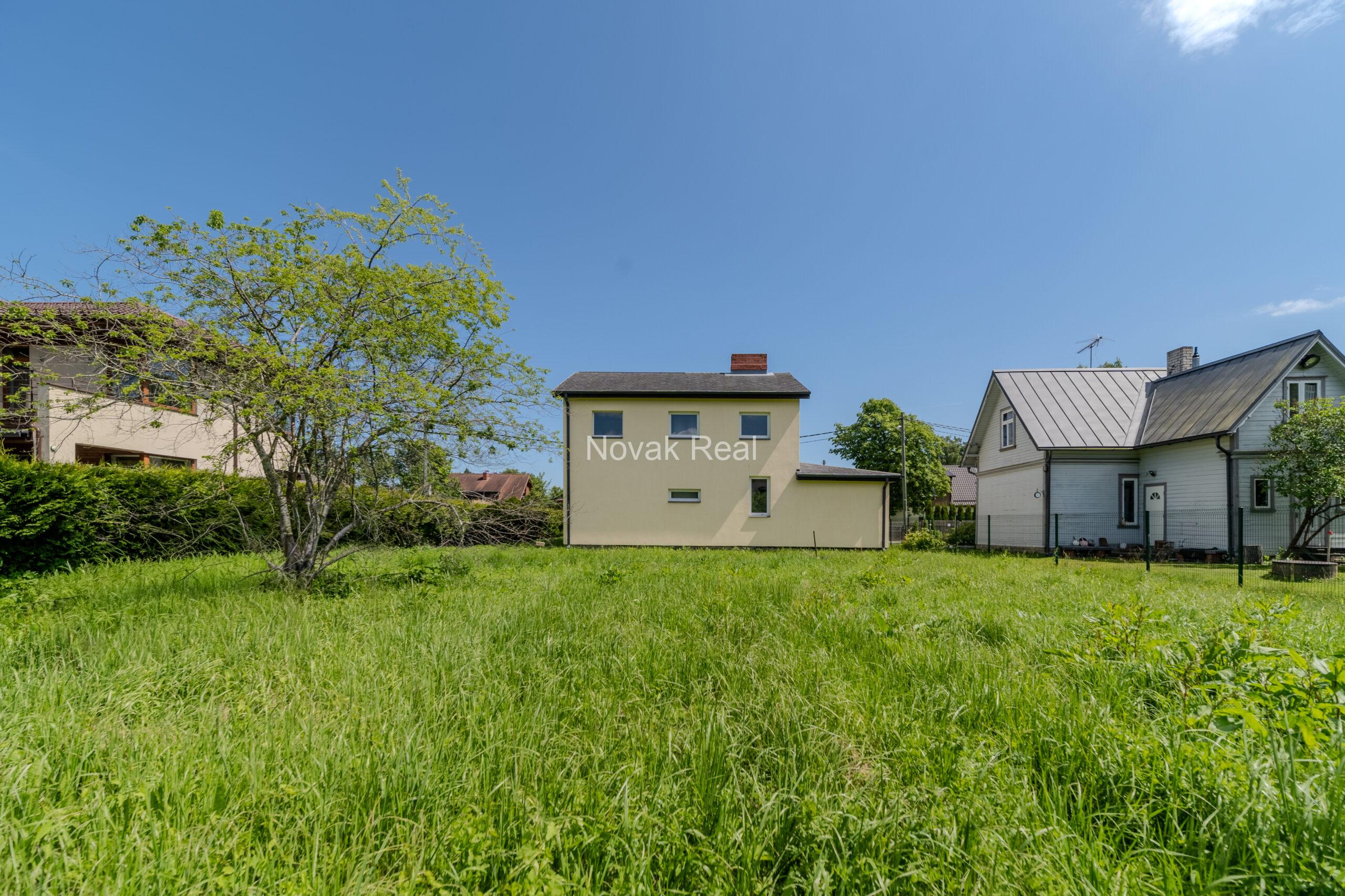 Land plot of 1200 m² with an unfinished house for sale in Melluži, Jurmala