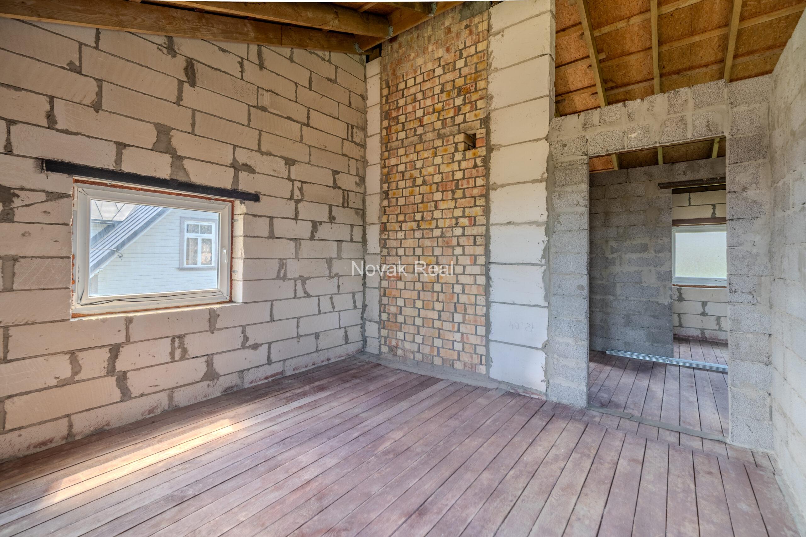 Land plot of 1200 m² with an unfinished house for sale in Melluži, Jurmala
