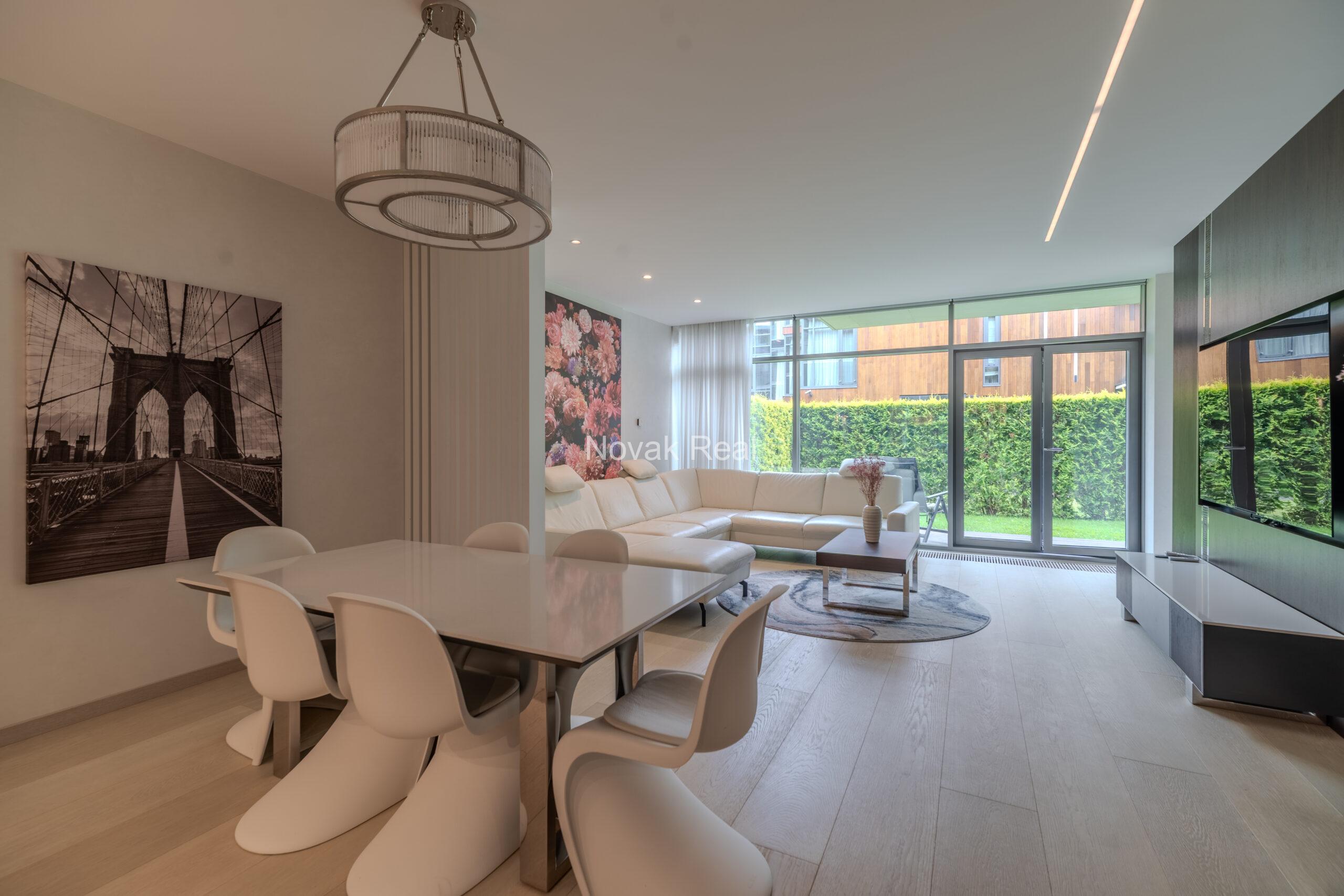 Apartment with a Terrace in Park Residences, Dzintari
