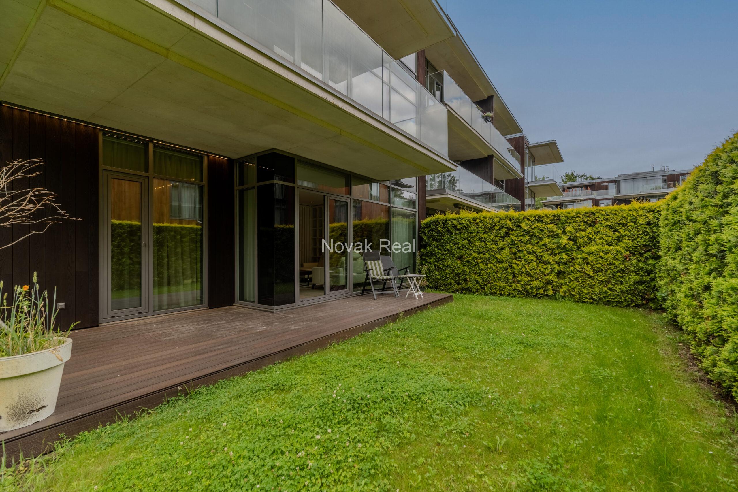 Apartment with a Terrace in Park Residences, Dzintari