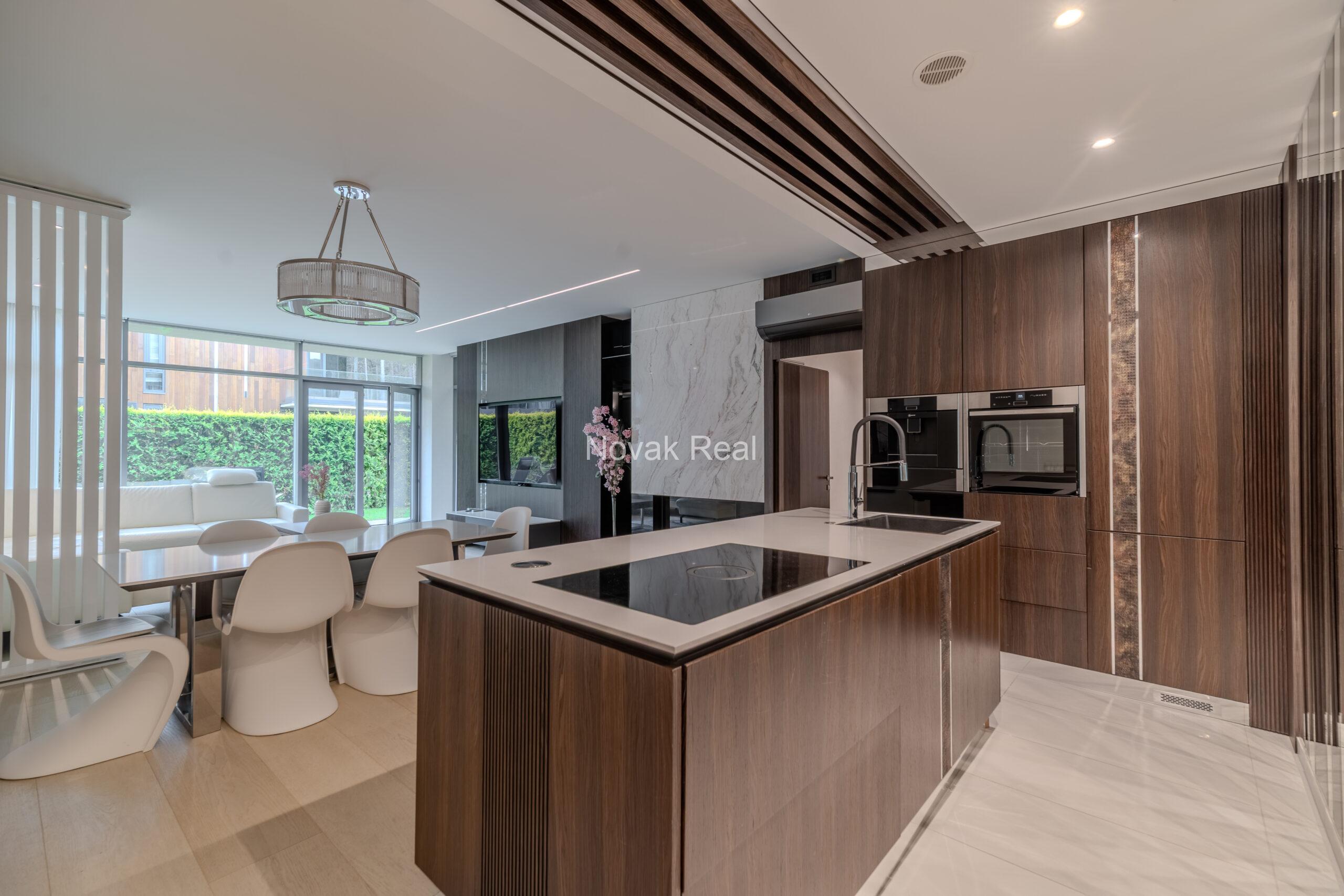 Apartment with a Terrace in Park Residences, Dzintari