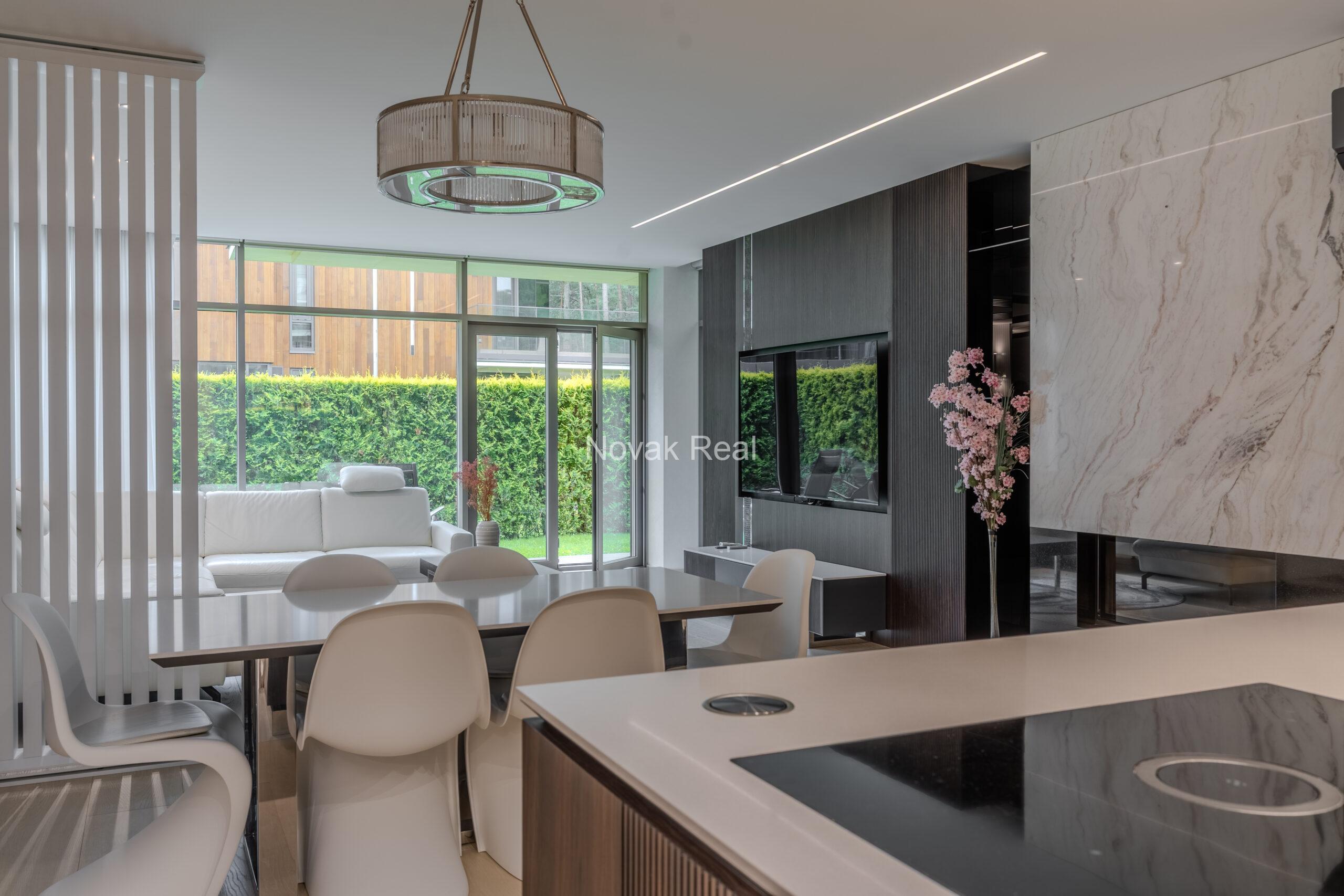 Apartment with a Terrace in Park Residences, Dzintari