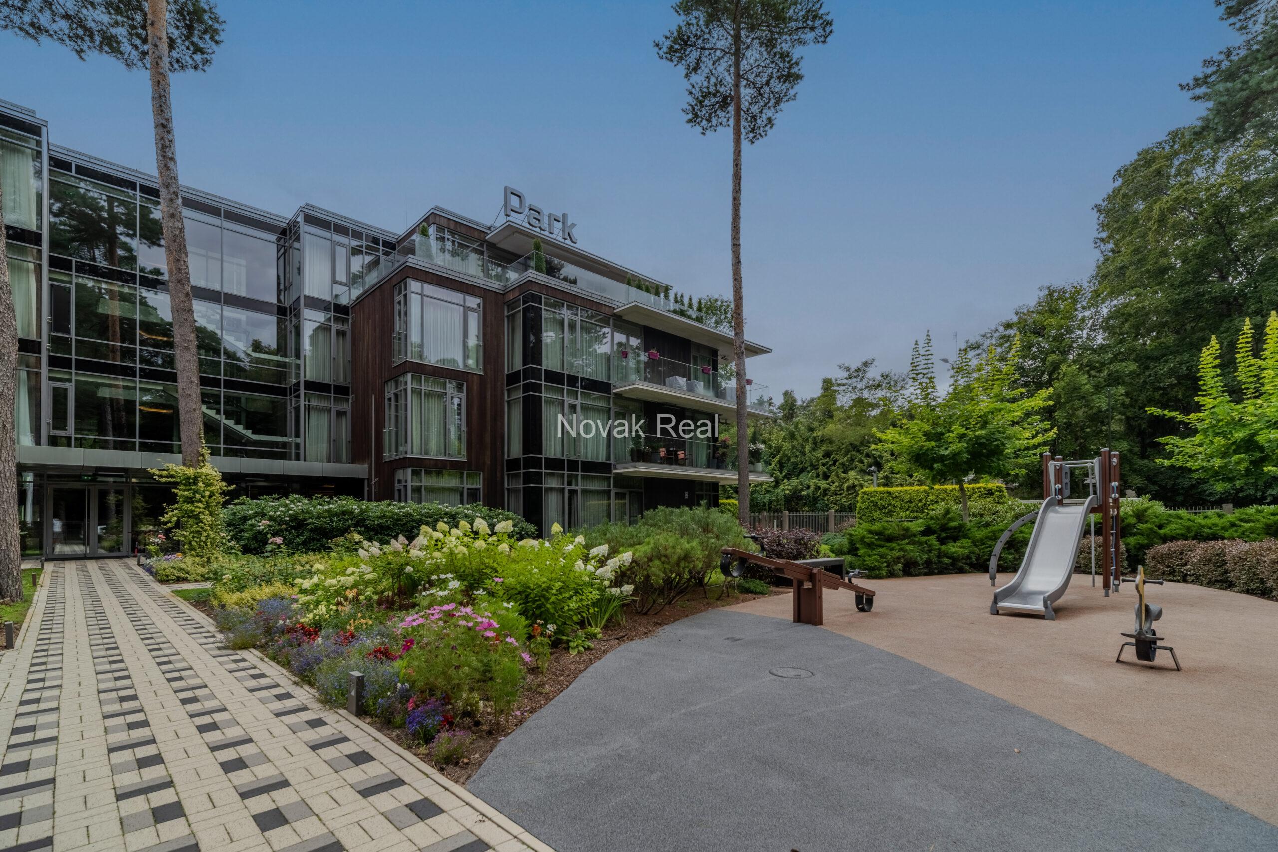 Apartment with a Terrace in Park Residences, Dzintari