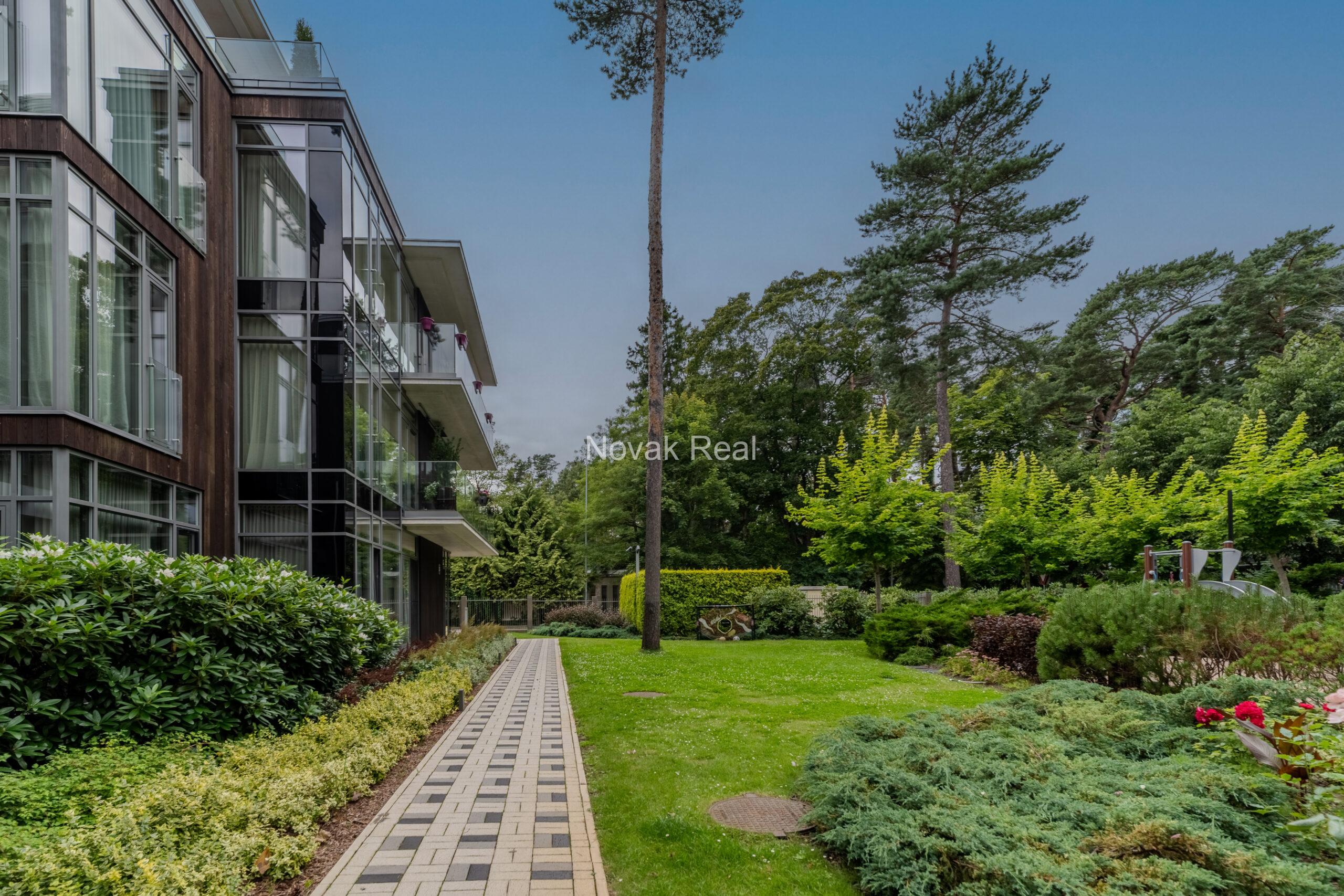 Apartment with a Terrace in Park Residences, Dzintari